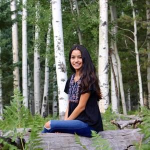 Meet your Posher, Brenna